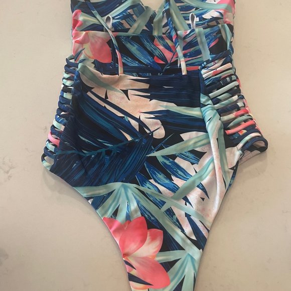Floral One Piece Swimsuit - Picture 12 of 15